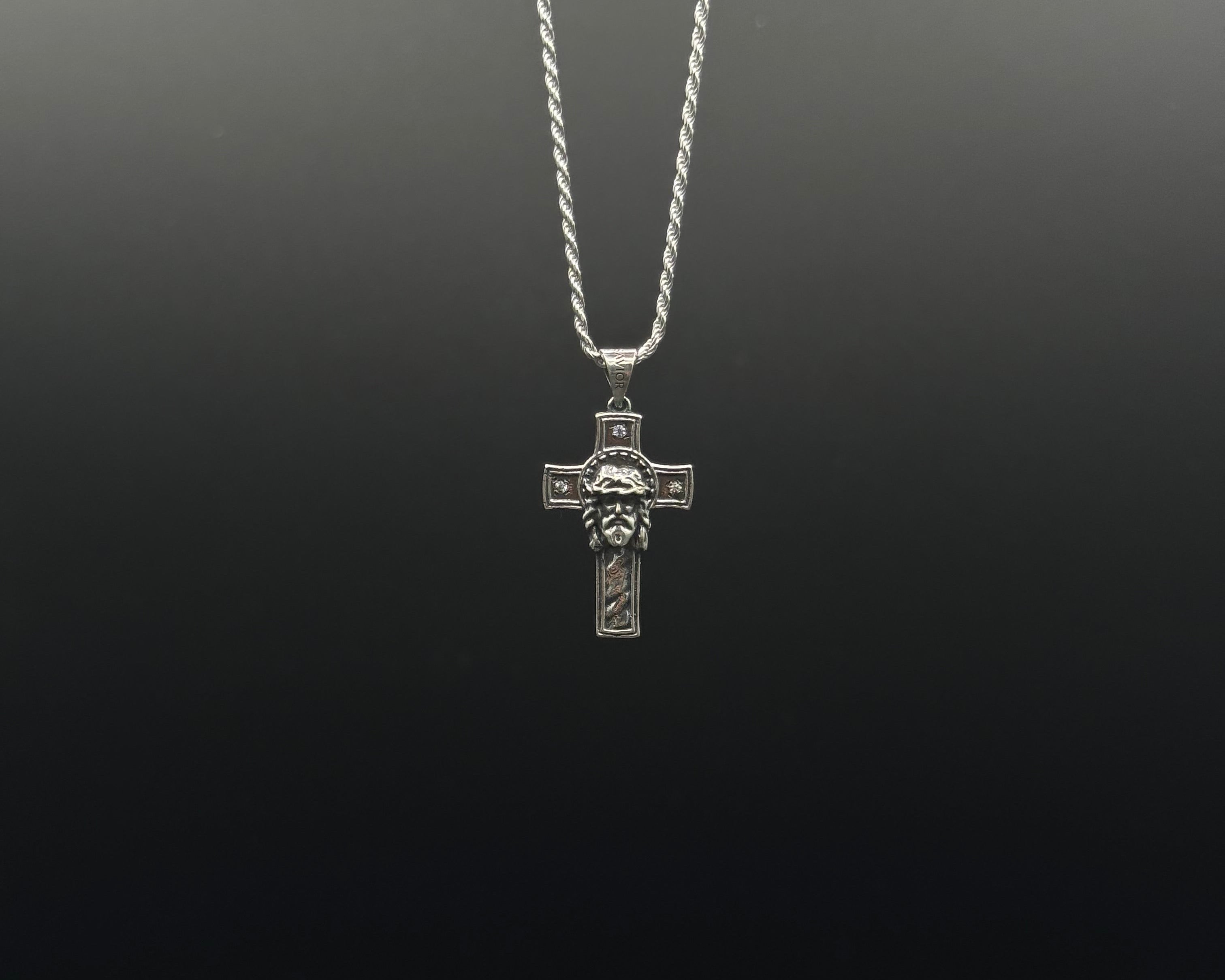 Collana Jesus